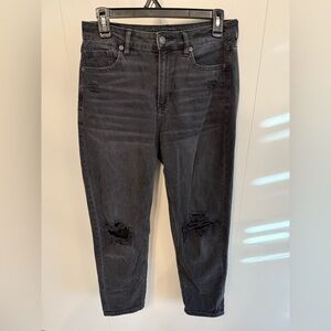 American Eagle Outfitters Black Mom Straight Jeans Distressed Women’s Size 4